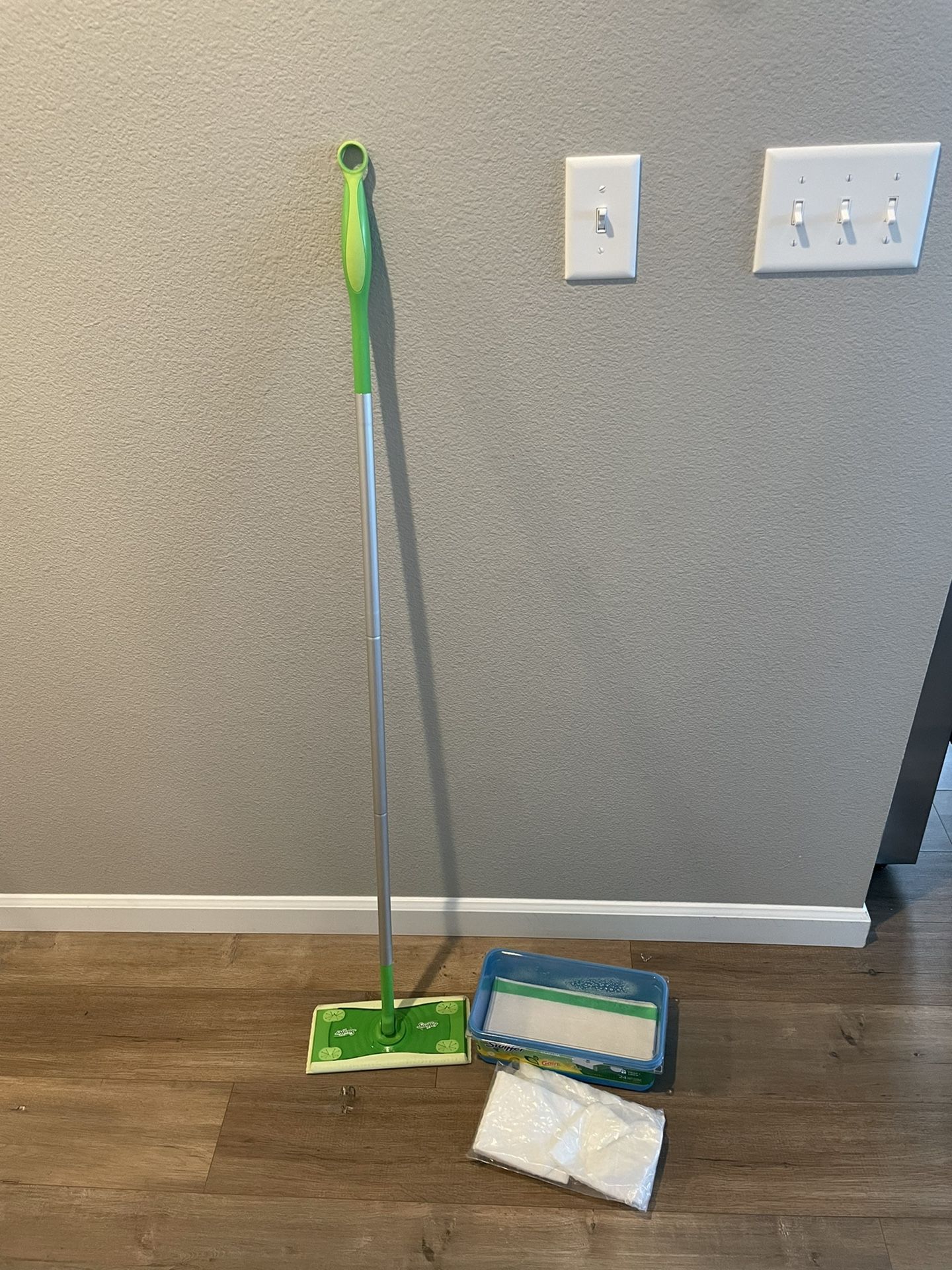 Swiffer Mop