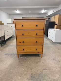 4 Drawer Dresser Chest - See page for matching dresser