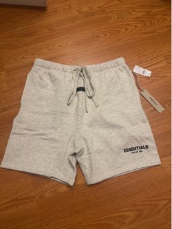 Light oat size medium essential shorts