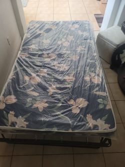 Portable roll away bed Double twin