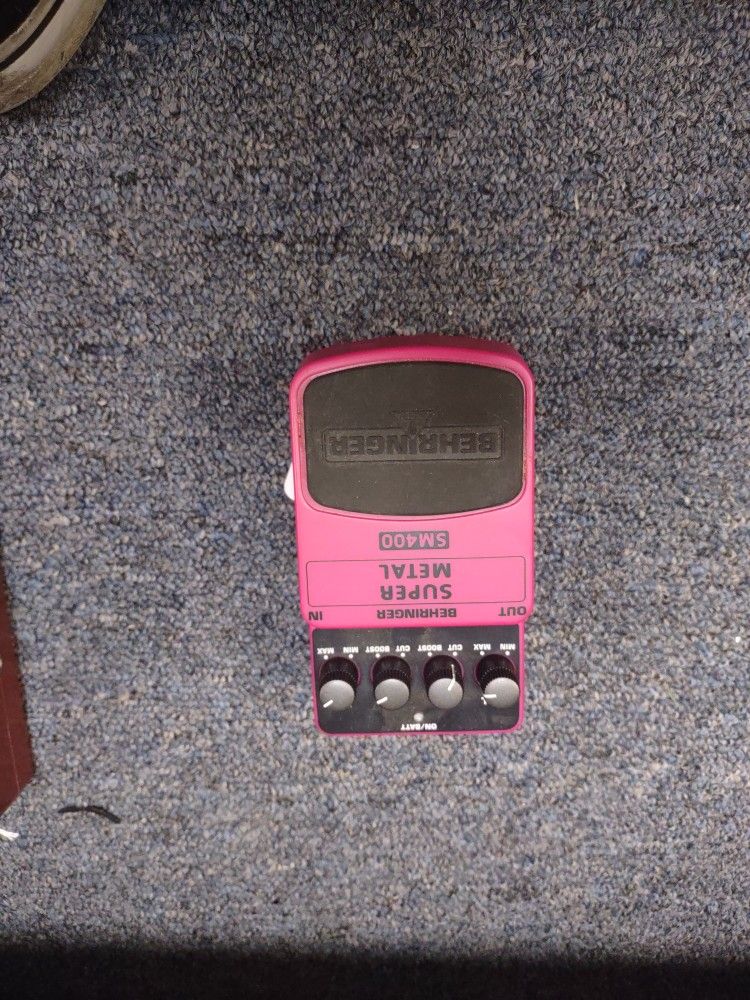 Used Behringer Super Metal SM400
