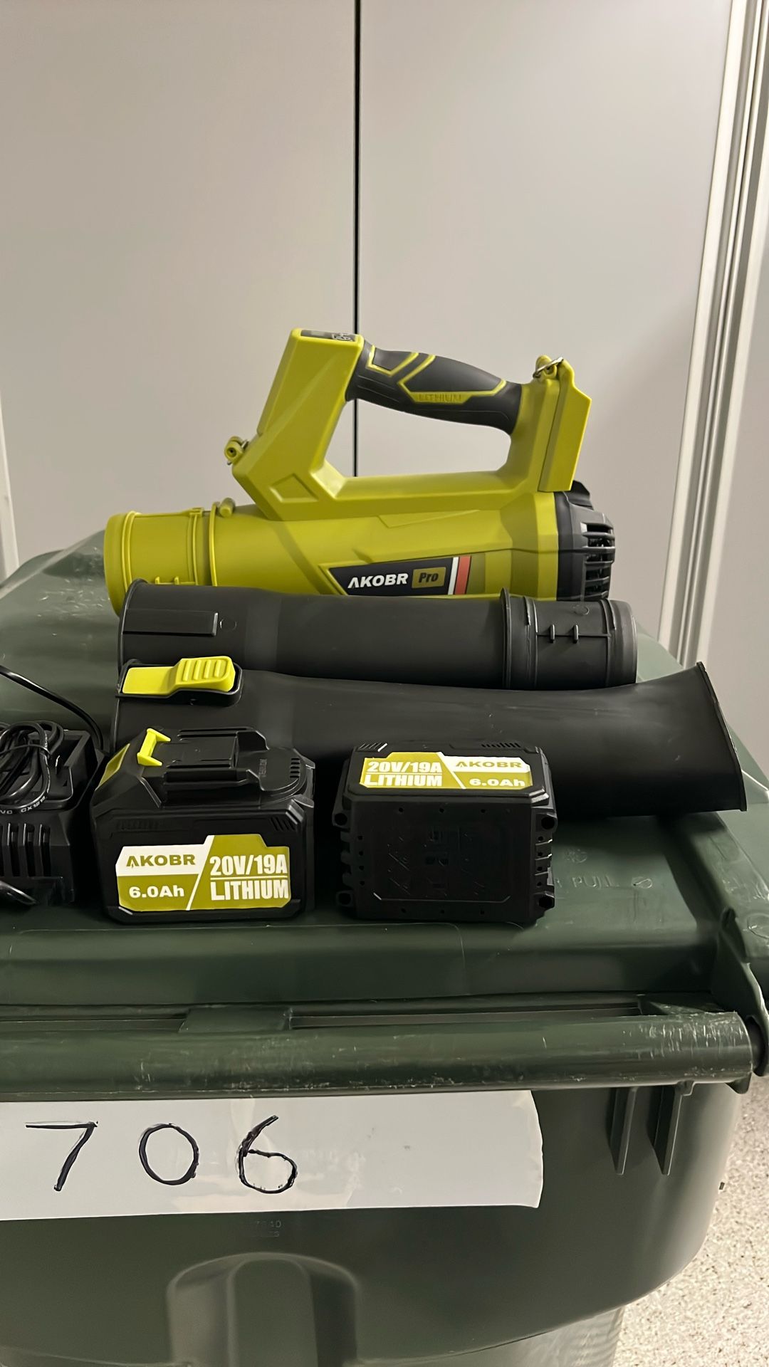 Cordless Leaf Blower 540 CFM