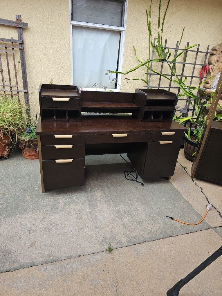 Desk Set Up For Loving Home