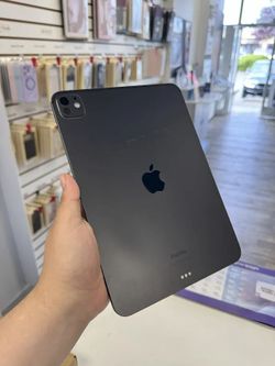 Apple - 11-inch iPad Pro M4 chip with OLED and Built for Apple Intelligence (WiFi) (Premium Pre-owned) / 512GB| $5 Down | Payment plan available