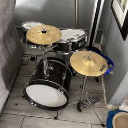Youth Drum set Complete 