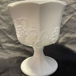 Vintage Indiana Milk Glass Colony Harvest Grapes Compote
