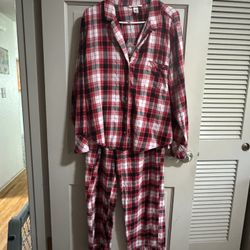Victoria’s Secret Plaid Pajama Set Size XL