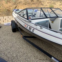 Reinell Boat Beachcraft 17”