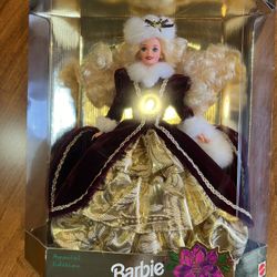 Mattel 15646 Christmas Barbie Happy Holidays 1996 Special Edition.