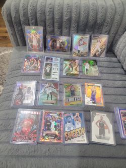 Kevin Durant Basketball Card Lot/taking Offers Not A Dollar