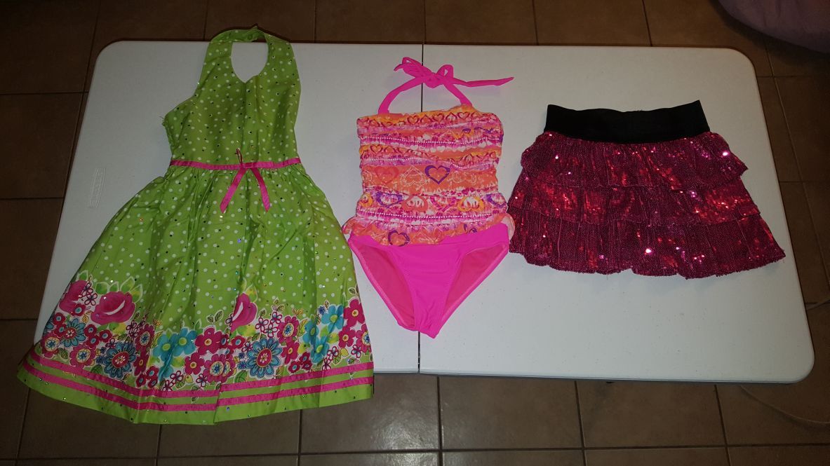 Assorted girl clothes size 7