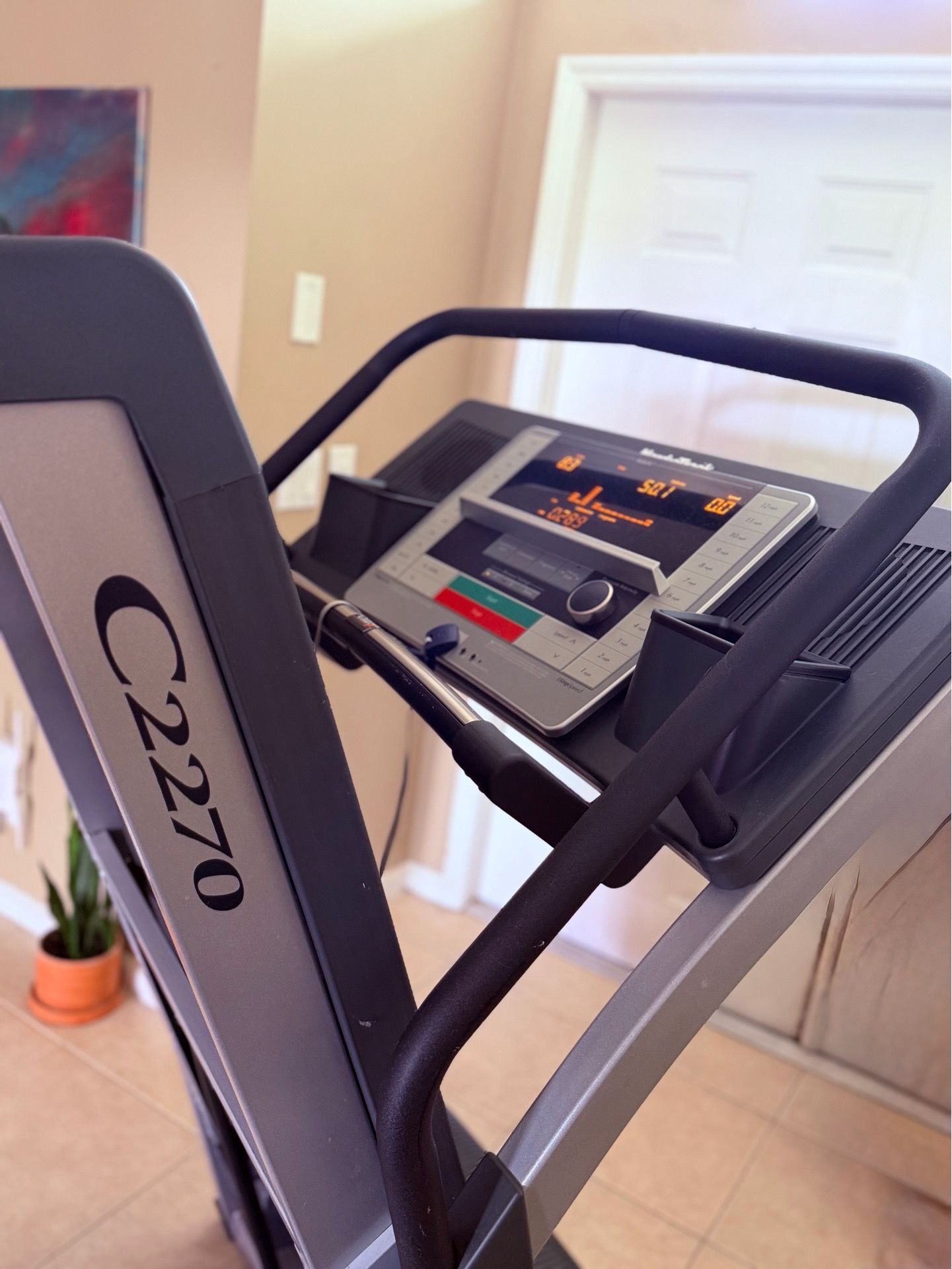 NordicTrack C2270 Treadmill โ Excellent Condition, Works Perfectly