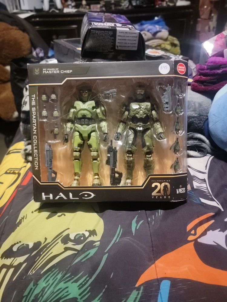 Halo Figures