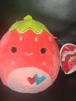 Squishmallow 5" NWT Scarlett The Strawberry 
