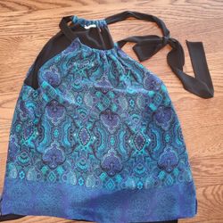 Tahari top size small