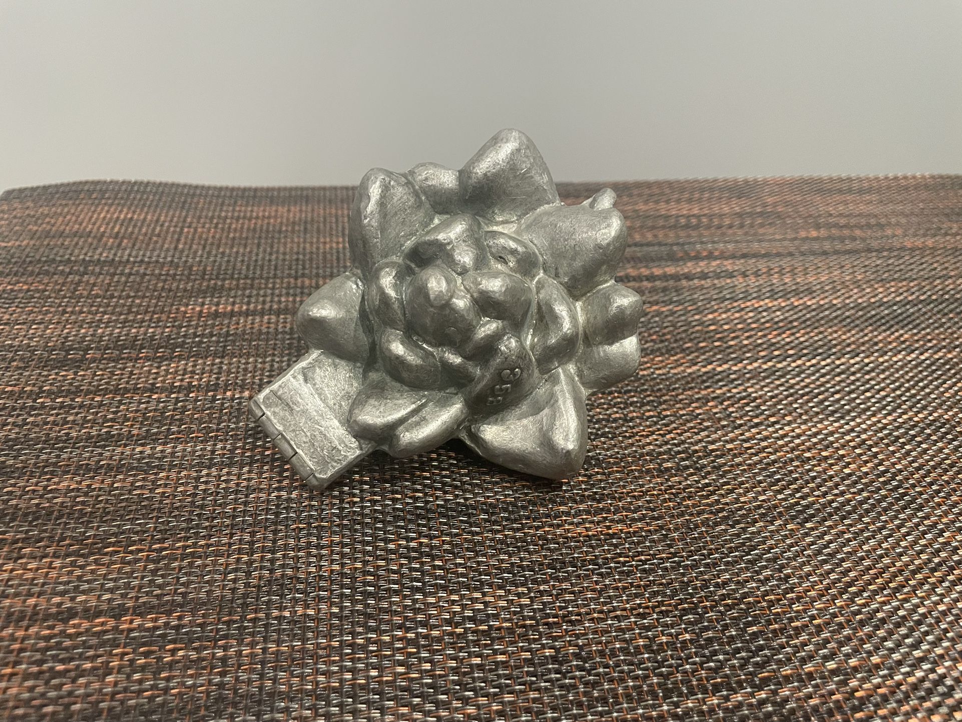 Pewter Ice Cream Mold — Daffodil