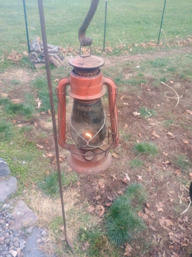 Dietz Kerosene No. 20 Lamp