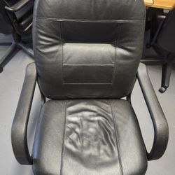 Office Chairs 