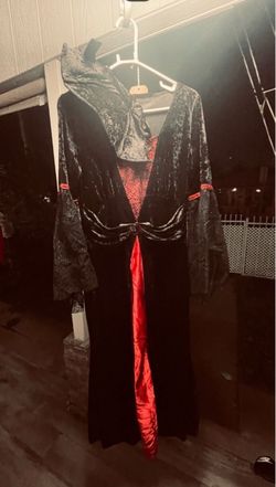 Costume