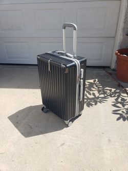Suitcase - Hardcase With Lock And On 4 Wheels