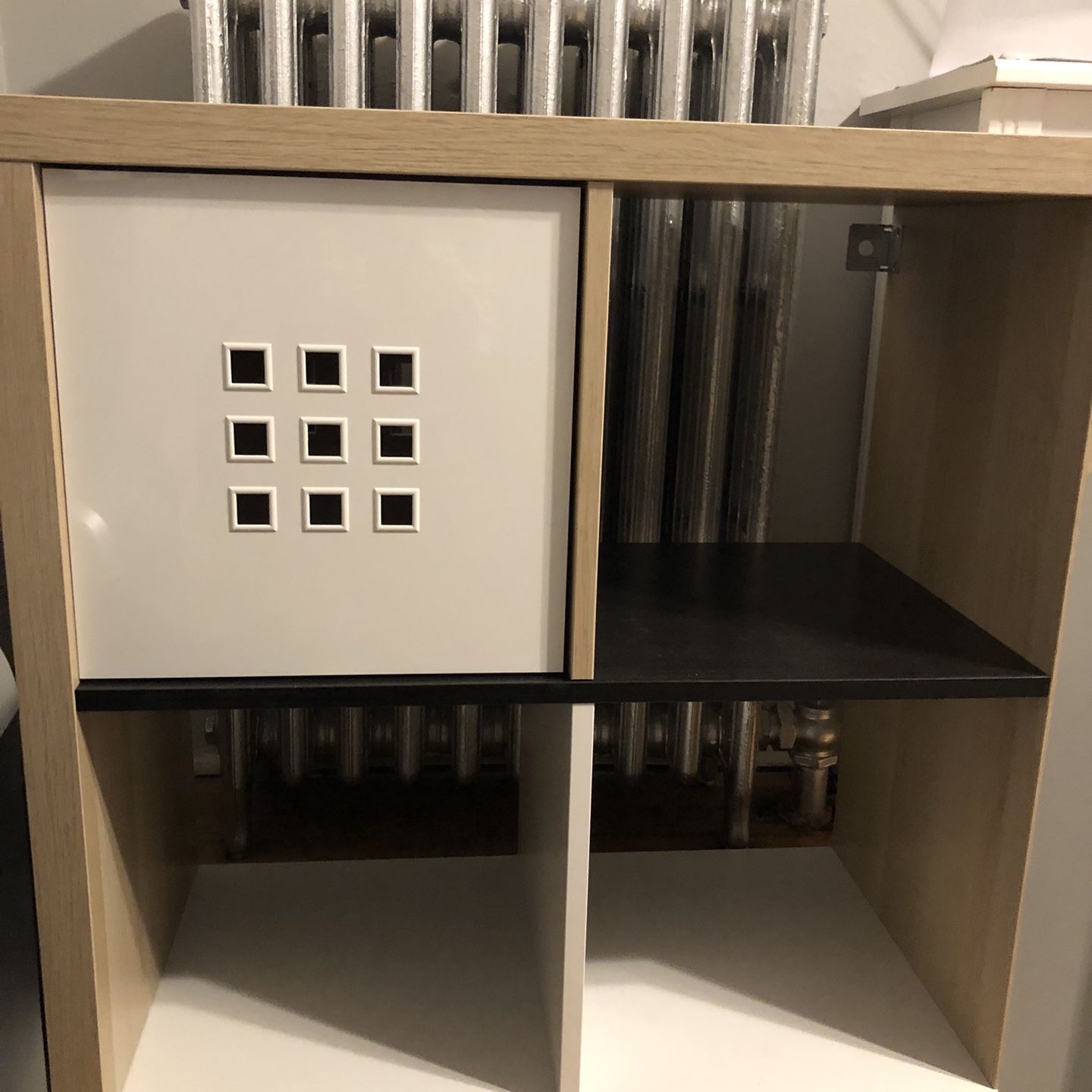 4 Cube Shelf/TV Stand