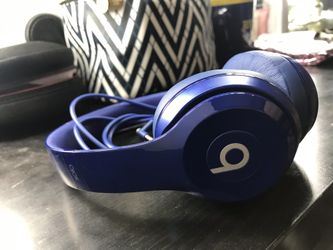 Beats (blue)