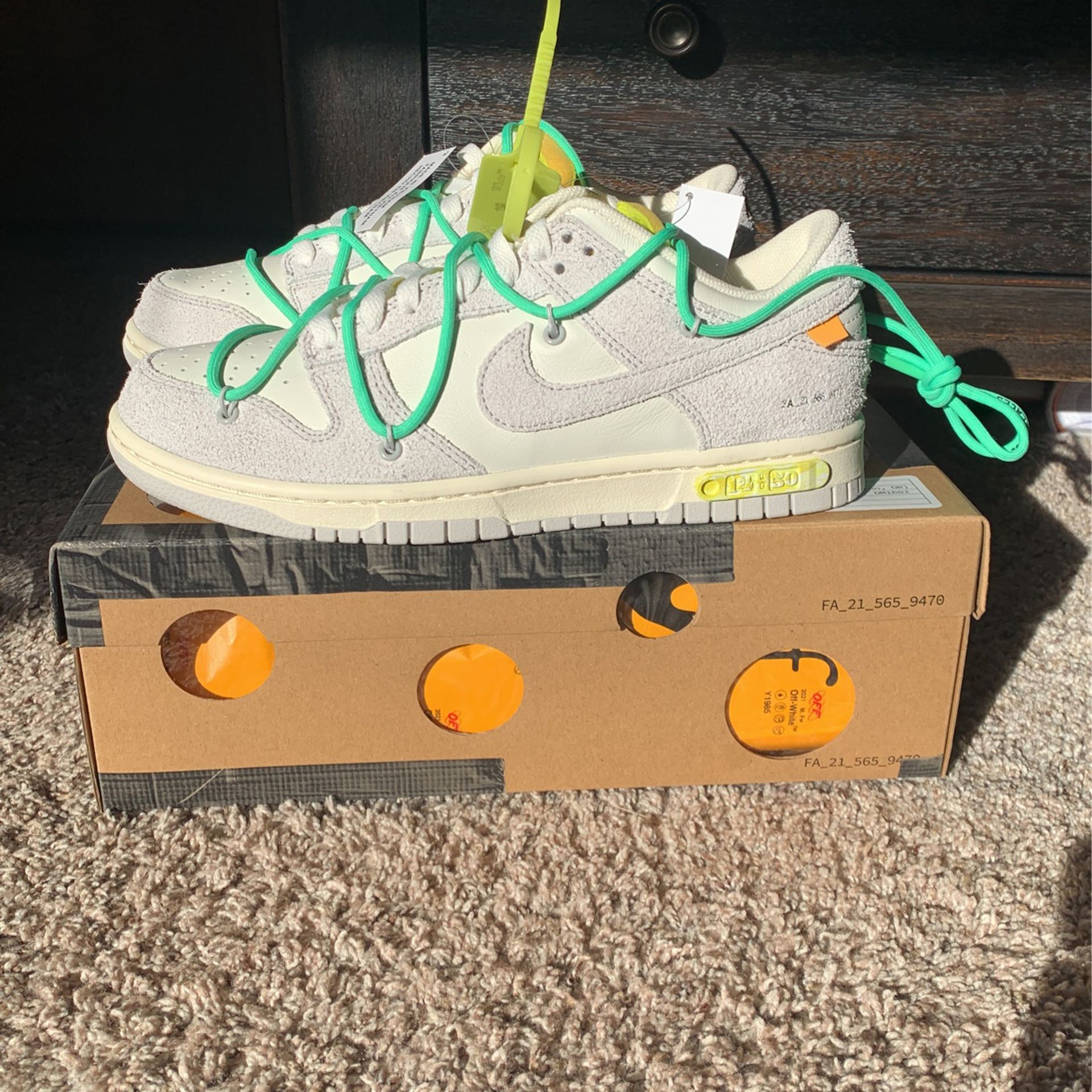 off white dunks lot 14 size 8