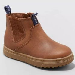 Cat & Jack Toddler Lucas Chelsea Boots 