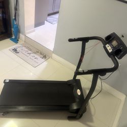 Caminadora Eléctrica Marca FitnessClub