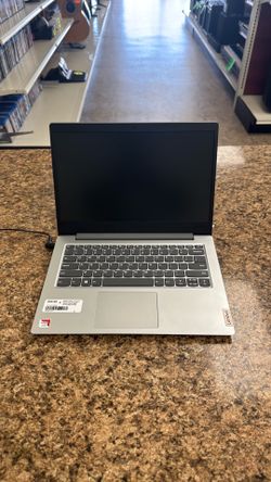 Computer laptop Lenovo 81vs