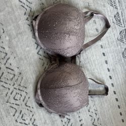 Victoria Secret Mauve Lace Bra