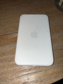 iPhone Air MagSafe Battery