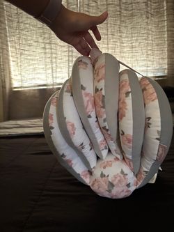 Breast feeding support pillow