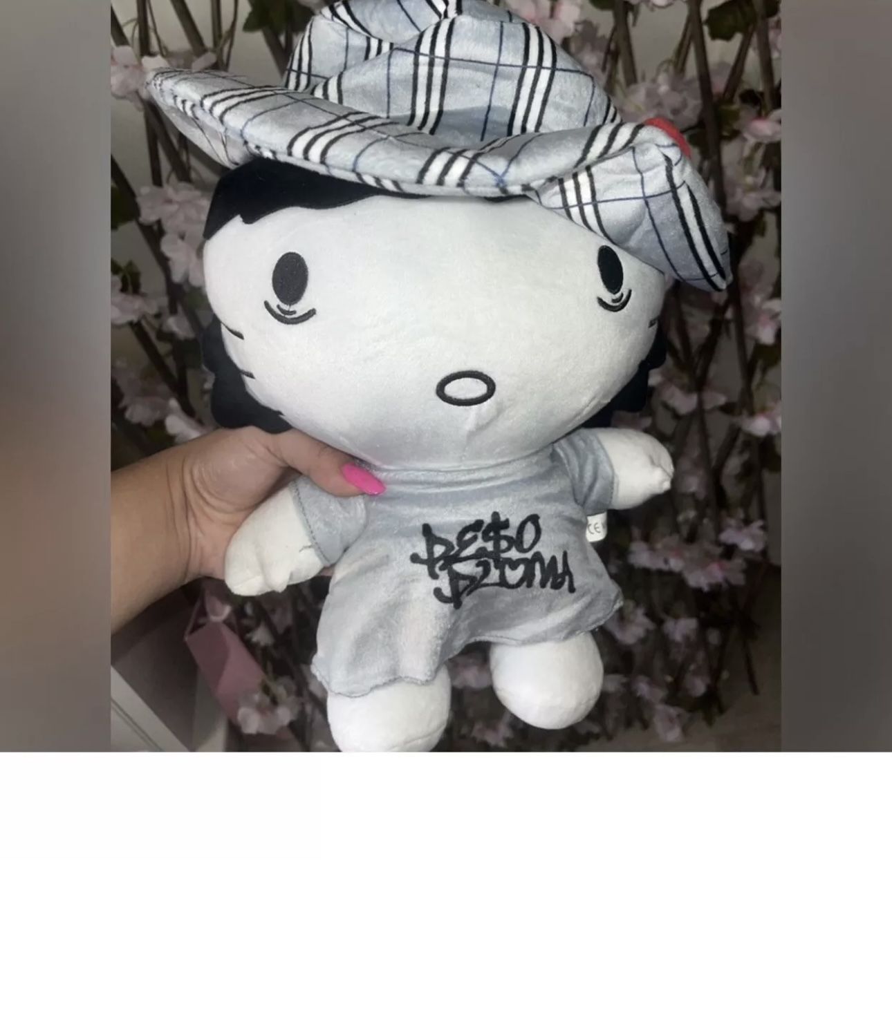 Hello Kitty Peso Pluma Backpack Plush