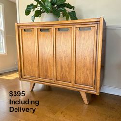 Mid-Century Modern Walnut Bar / Sideboard – Free Delivery 🚚