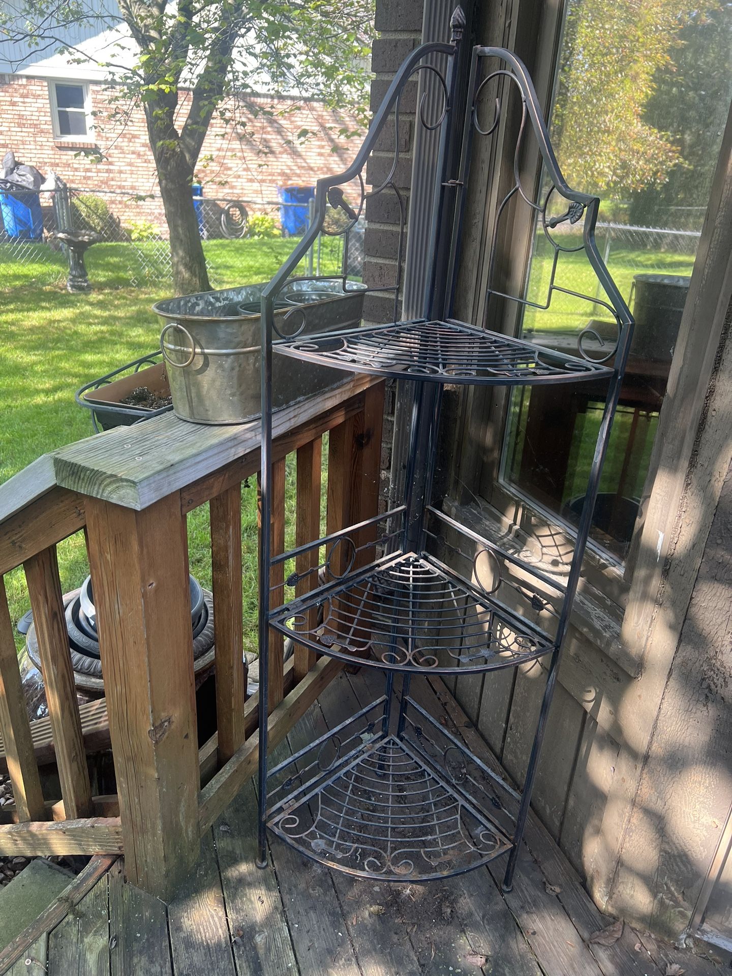 Plant Stand 