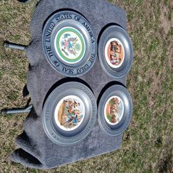 1976 Wall Plaques 10 5/8  Round