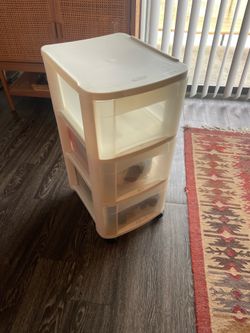 Sterilite 3 tier rolling storage