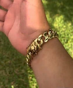cuban link bracelet
