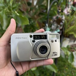 Pentax IQZoom 90MC 35mm Point and Shoot Film Camera