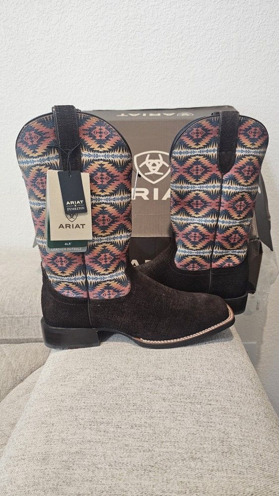 New ARIAT Boots Size 11 Wide