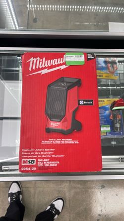 Milwaukee speaker