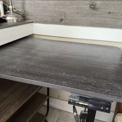 Electric Computer Table 