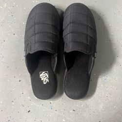 Men’s Vans Mountain Mule Slip On’s 