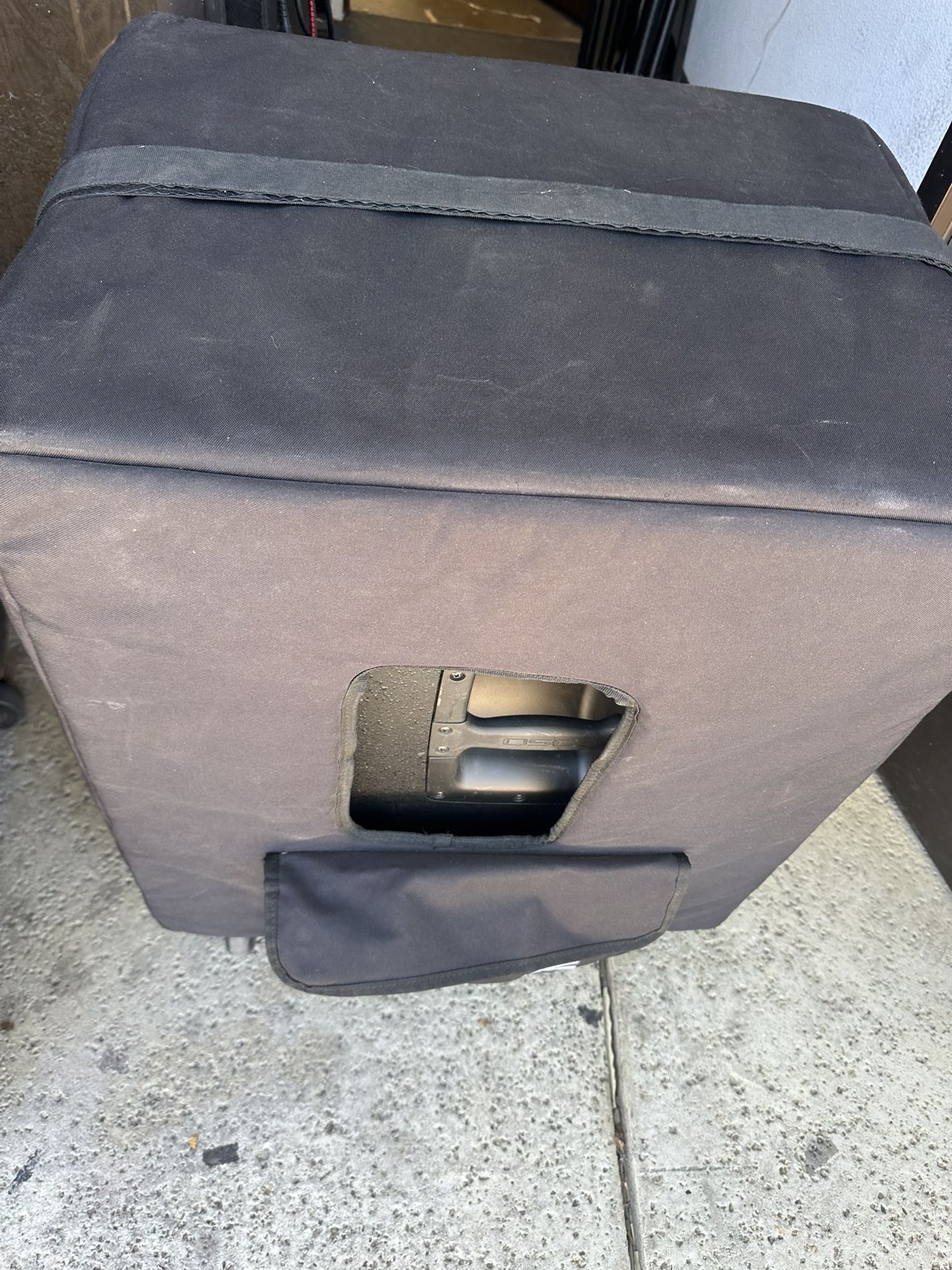 QSC KS118 18” POWERED PA SUBWOOFER