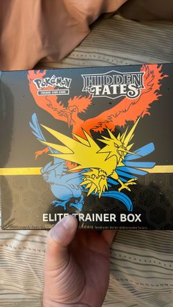 Hidden fates elite trainer box  small rip