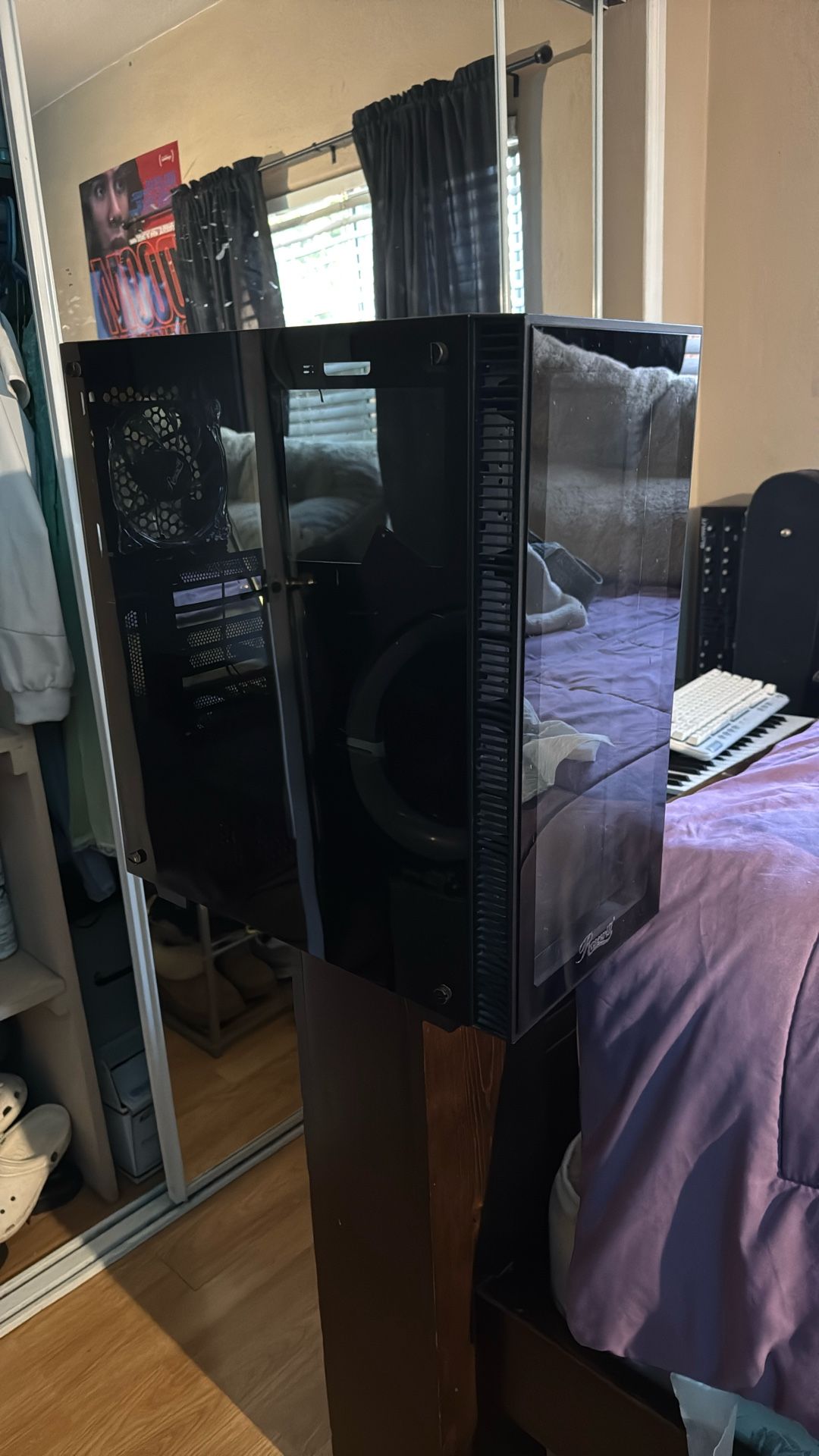 rosewill pc case with 4 rgb fans