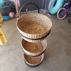 3 teir baskets Organizer