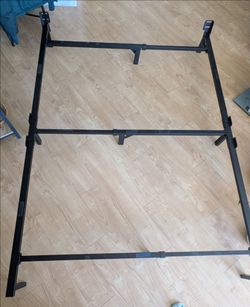 Amazon Basics Metal Bed Frame, 9-Leg Base for Box Spring and Mattress, Full, Tool-Free Easy Assembly