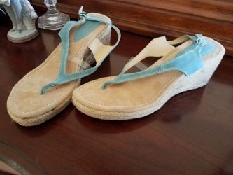 Sandal wedges, size 10